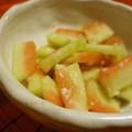 nyanconya's cooksnap of when they made すいかの皮の塩麹漬け.