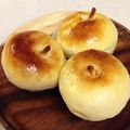 skdmk's cooksnap of when they made かわいいリンゴパン.
