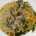 hirooohiro's cooksnap of when they made 小松菜としめじとちりめんの和風パスタ.