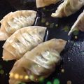 Hokuroちゃん's cooksnap of when they made 野菜たっぷり☆ザーサイ入り手作り餃子.