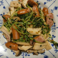yuzutharou's cooksnap of when they made 豆苗とキノコのにんにくバター炒め.