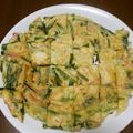 すずくりママ's cooksnap of when they made 簡単サクサク！天かすにらチヂミ.