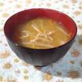 kururin18's cooksnap of when they made ひき肉ともやしのお味噌汁.