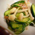 かよひこ's cooksnap of when they made えのきときゅうりの梅肉和え.