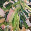 gathasan's cooksnap of when they made もう一品☆小松菜とかまぼこのあっさり炒め.