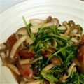 naomi1's cooksnap of when they made 簡単☆ウィンナーと豆苗のオイスター炒め.