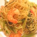 sonop's cooksnap of when they made ネギと海老の塩焼きそば★.