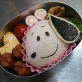 ぽぉちゃん♪'s cooksnap of when they made キャラ弁★スヌーピーのまるぱんサンド.