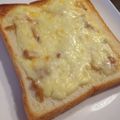 liarra's cooksnap of when they made 簡単おつまみ☆なめ茸トースト♪.