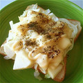あいこす♡花嫁修業中's cooksnap of when they made せん切りキャベツとりんごと胡桃のトースト.
