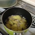 あっくん５９'s cooksnap of when they made ✿離乳食後期～✿さつまいもと豚肉のだし煮.