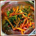 パラオガール's cooksnap of when they made お弁当にも☆豆苗とパプリカの塩昆布和え☆.