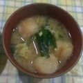ラリー＆サラ's cooksnap of when they made ふわふわ卵で★ニラとお麩の味噌汁♪.