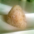 ☆kurumi's cooksnap of when they made ぱぱっとおにぎり★ゆかり柚子胡椒.