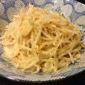 えりおく's cooksnap of when they made レンジで超簡単！もやしのピリ辛ごま和え.