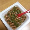 スリーエクボ's cooksnap of when they made めかぶ納豆ご飯.