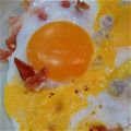 まゆえつ's cooksnap of when they made ベーコンエッグ.