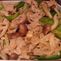 くっくのん's cooksnap of when they made バター醤油味☆牛肉きのこ丼.