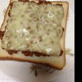 miimiiko's cooksnap of when they made 発酵で元気に♪＊納豆チーズトースト.