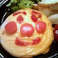 kylemi's cooksnap of when they made 朝食に子供が喜ぶ、アンパンマントースト.
