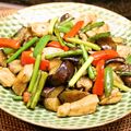 ちべターリー's cooksnap of when they made 鶏胸肉と色々野菜のオイスターソース炒め.