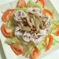 yyu3's cooksnap of when they made 梅マヨごぼうの豚しゃぶ冬サラダ.