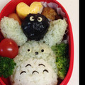 なみひろママ's cooksnap of when they made 幼稚園お弁当*まっくろくろすけ*キャラ弁.