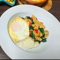 みきんどる's cooksnap of when they made ✿豚バラとプチトマトのバジル炒め✿.