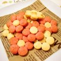 AyakoOOOOO's cooksnap of when they made 丸型で♪可愛いお花クッキー.