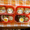 おこらん's cooksnap of when they made お稲荷さんでキティなめこ♪〈キャラ弁〉.