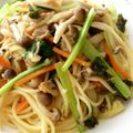 pyonpoco's cooksnap of when they made ツナと小松菜で和風パスタ.