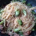 ノンタンオンマ's cooksnap of when they made ウインナー☆ブロッコリー☆パスタ.
