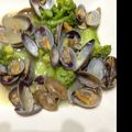 りぃこ♪♪'s cooksnap of when they made あさりとブロッコリーの酒蒸し.