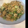り〜にゃん's cooksnap of when they made レタスとシャケのチャーハン.