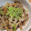 daikanon's cooksnap of when they made れんこんとえりんぎのピリ辛炒め.