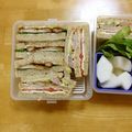 komutatata's cooksnap of when they made カプレーゼと海老アボカドの欲張りサンド.