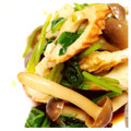 あいちーず's cooksnap of when they made ほうれん草とシメジと竹輪のお浸し.