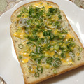 Hiちー's cooksnap of when they made じゃことネギのマヨチーズトースト.