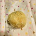 komugiko4's cooksnap of when they made コンソメチーズのおむすび.