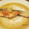 ちゃみ's cooksnap of when they made 新玉ねぎのおろしソースで☆鮭のムニエル☆.