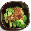 てる坊's cooksnap of when they made ✿ブロッコリーの❀白ゴマ✿かつお節和え.
