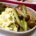 sayasaya3's cooksnap of when they made アスパラとしめじのシンプル炒め.