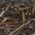 東ルッコラ's cooksnap of when they made きゃらぶき用の野ぶきの下茹＆処理♪.