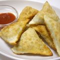 LOVE-RECIPE's cooksnap of when they made 餃子の皮でミニサモサ.