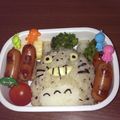 つんちぃ's cooksnap of when they made トトロキャラ弁～親子遠足弁当～.