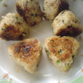 AYATORI's cooksnap of when they made **我が家の焼きおにぎり**.
