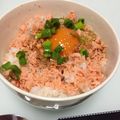 たなくる's cooksnap of when they made 鮭たまごかけごはん.