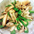 Linlyn's cooksnap of when they made ピーマンとエノキのオイスター炒め.