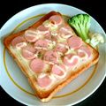 ＊なぁ＊'s cooksnap of when they made 簡単！ピザ風 魚肉トースト.