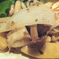 にゃっぷらぷー's cooksnap of when they made しめじと玉ねぎのバター炒め.